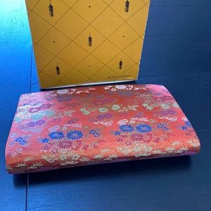 Gorgeous Vintage Clutch. Beautifully designed. Found in a Mitsukoshi Store Box